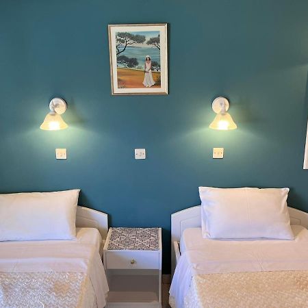 Roxani Studios-Apartments Петра Экстерьер фото